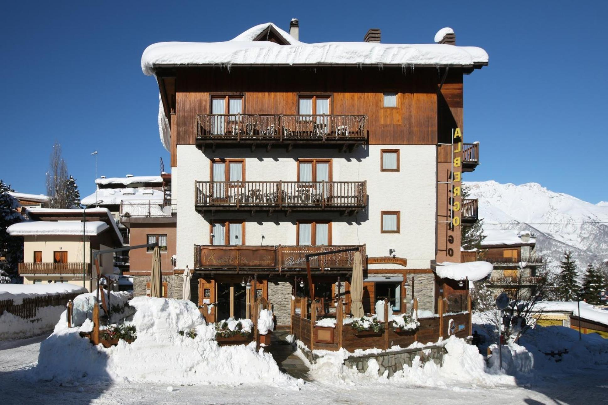 Hotel Assietta Oulx Exteriér fotografie